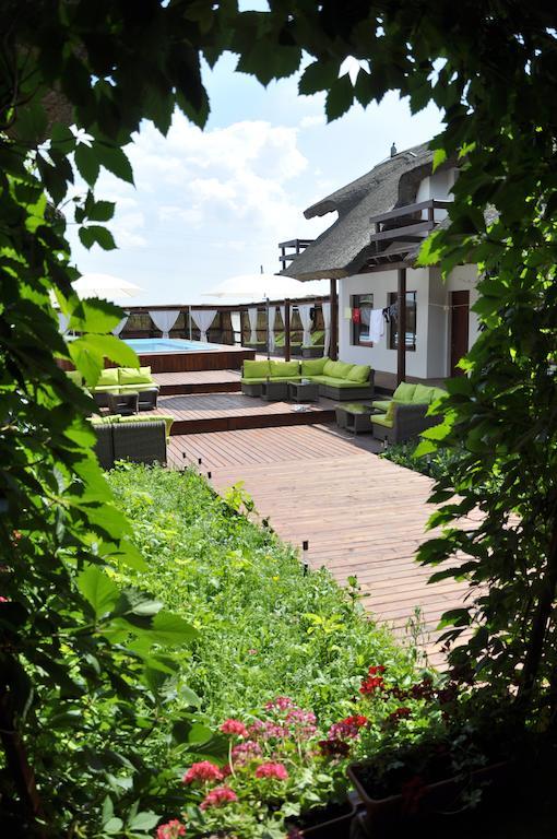 Doi Capitani Crisan (Tulcea) Exterior photo